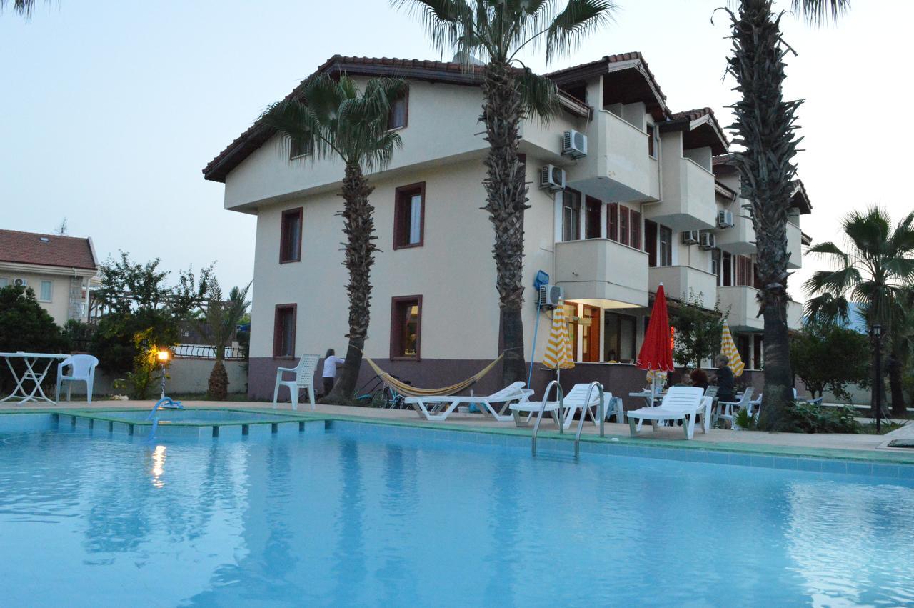 Erasmus Apart Hotel 달리안 외부 사진